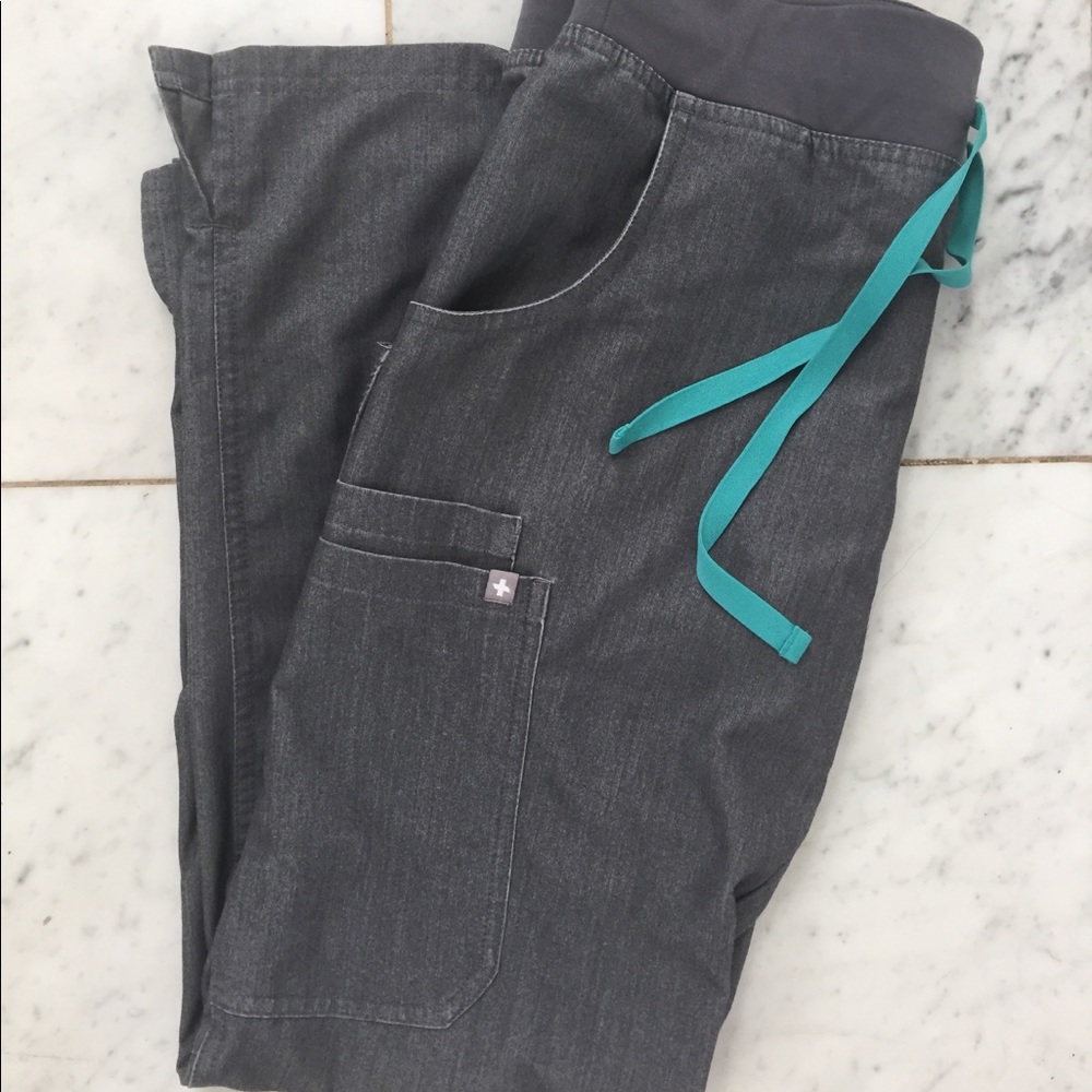 XS Petite Figs Kade Scrub Pants Graphite